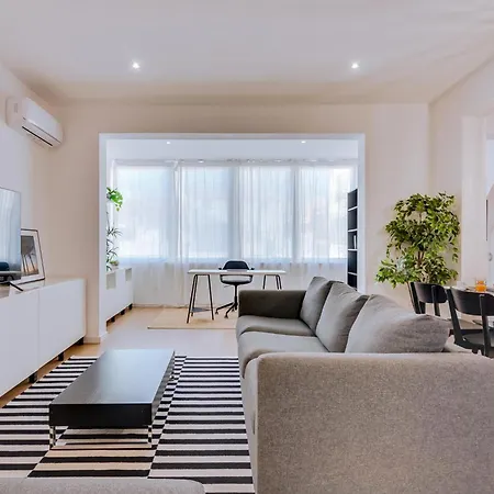 With Rooftop And Work Space In *