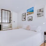 Apartment With Rooftop And Work Space In Quarteira